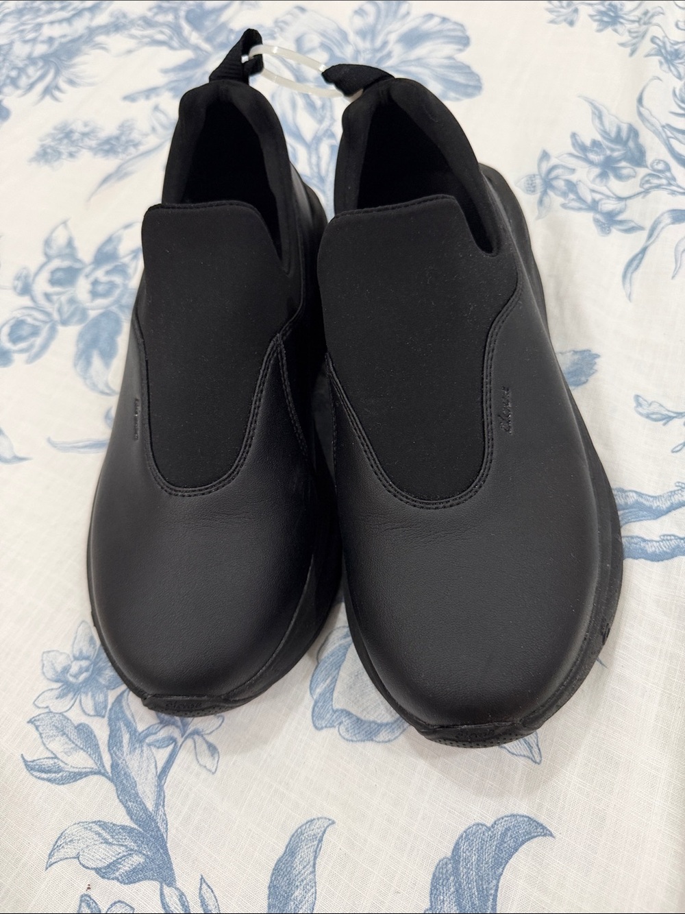 Men's Slip-On Comfort Shoe - Black